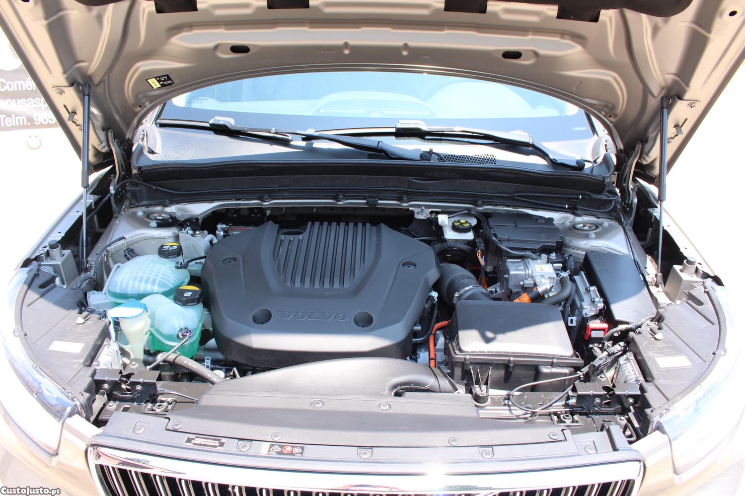Volvo XC 40 1.5 T5 PHEV Inscription Expression — fotografia 2