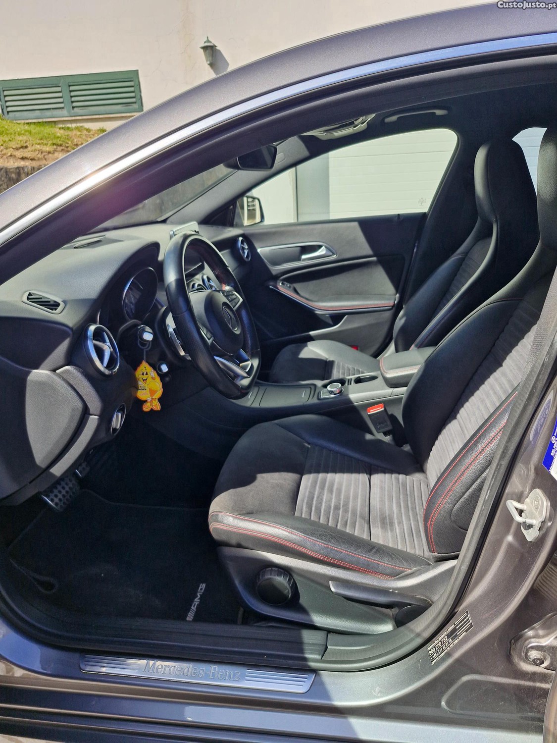 Mercedes-Benz CLA 220 d 177cv AMG Line - Automático - NACIONAL — fotografia 6