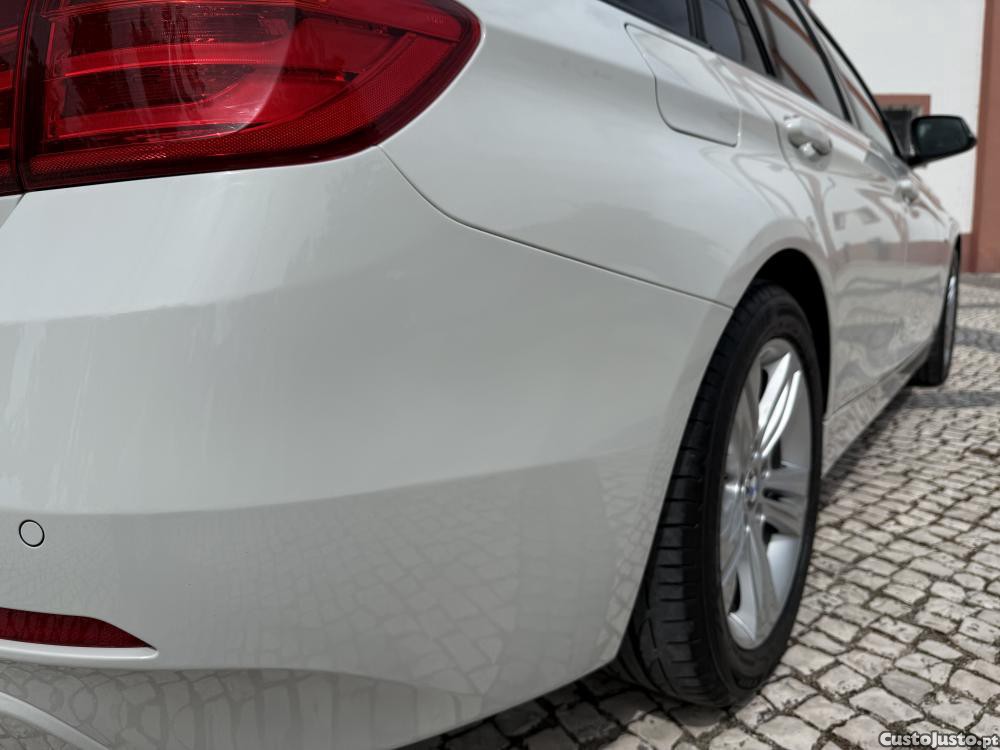 BMW 318 d Auto Line Sport — fotografia 11