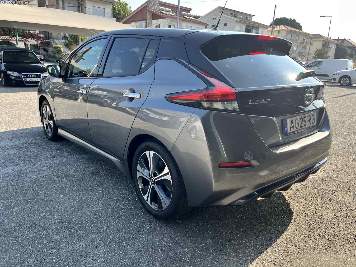 Nissan Leaf N-Connecta 40kwh — fotografia 15
