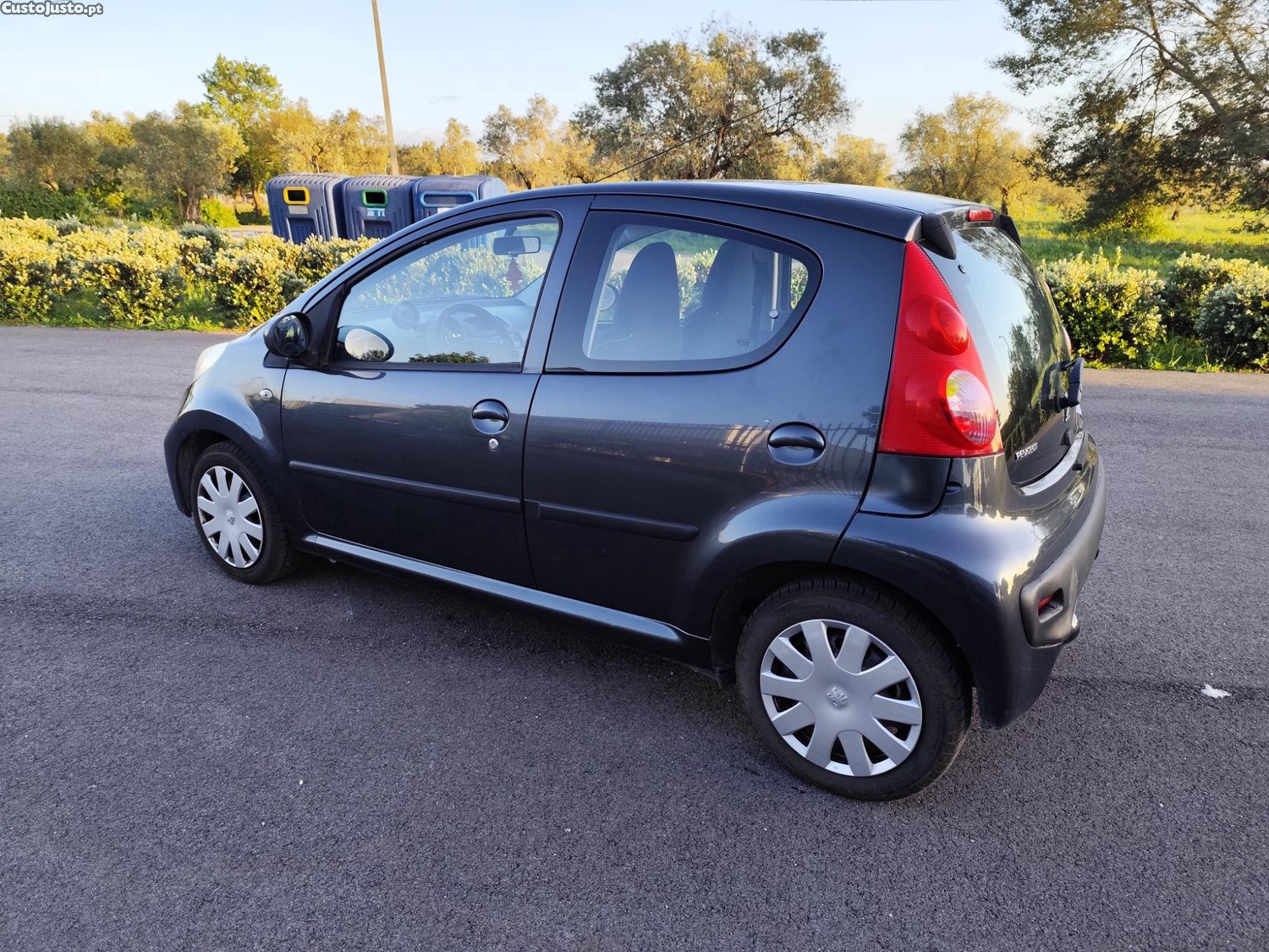 Peugeot 107 1.0C/AC — fotografia 9
