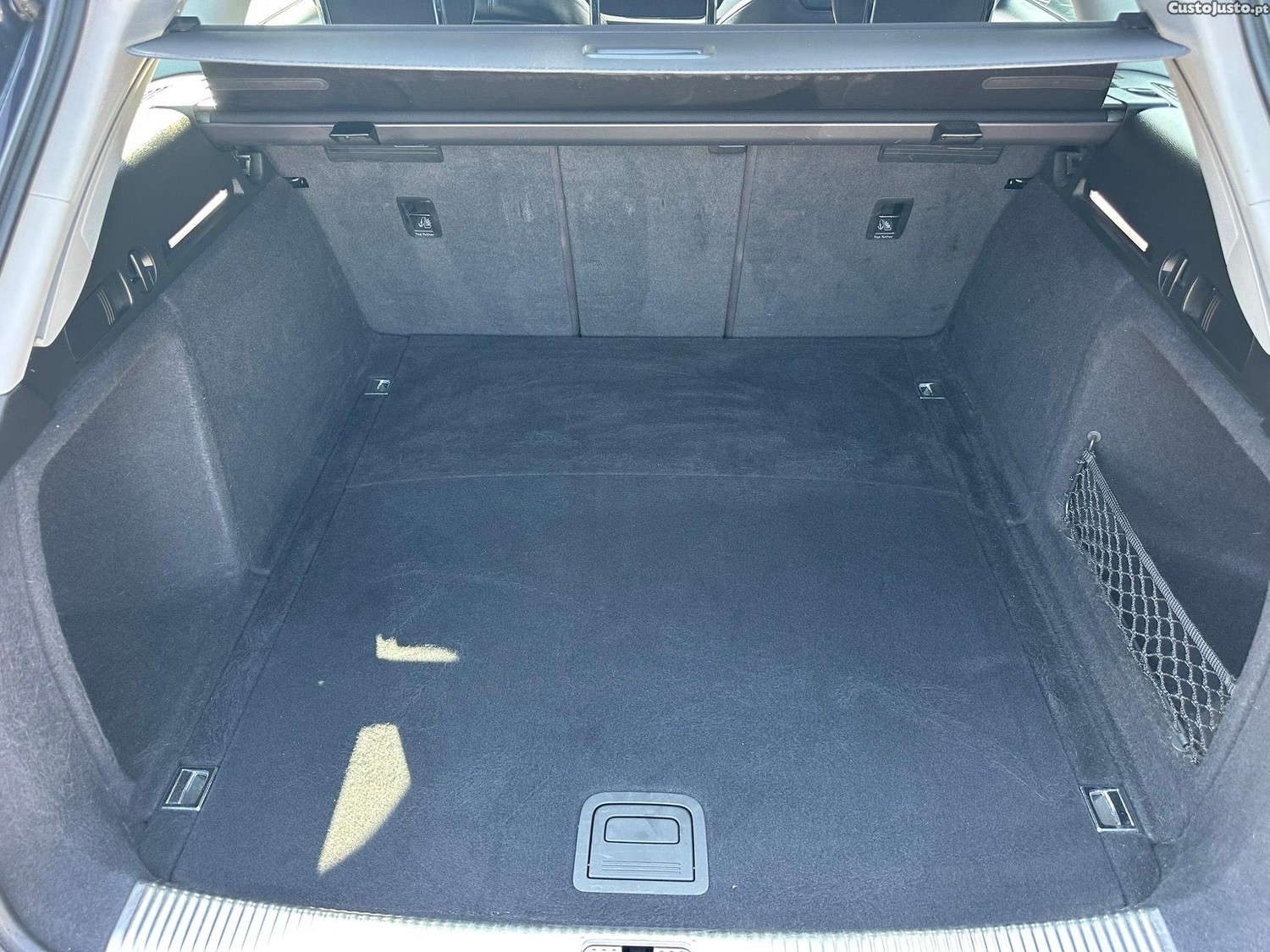 Audi A4 Avant 2.0 TDI Design S tronic — fotografia 9