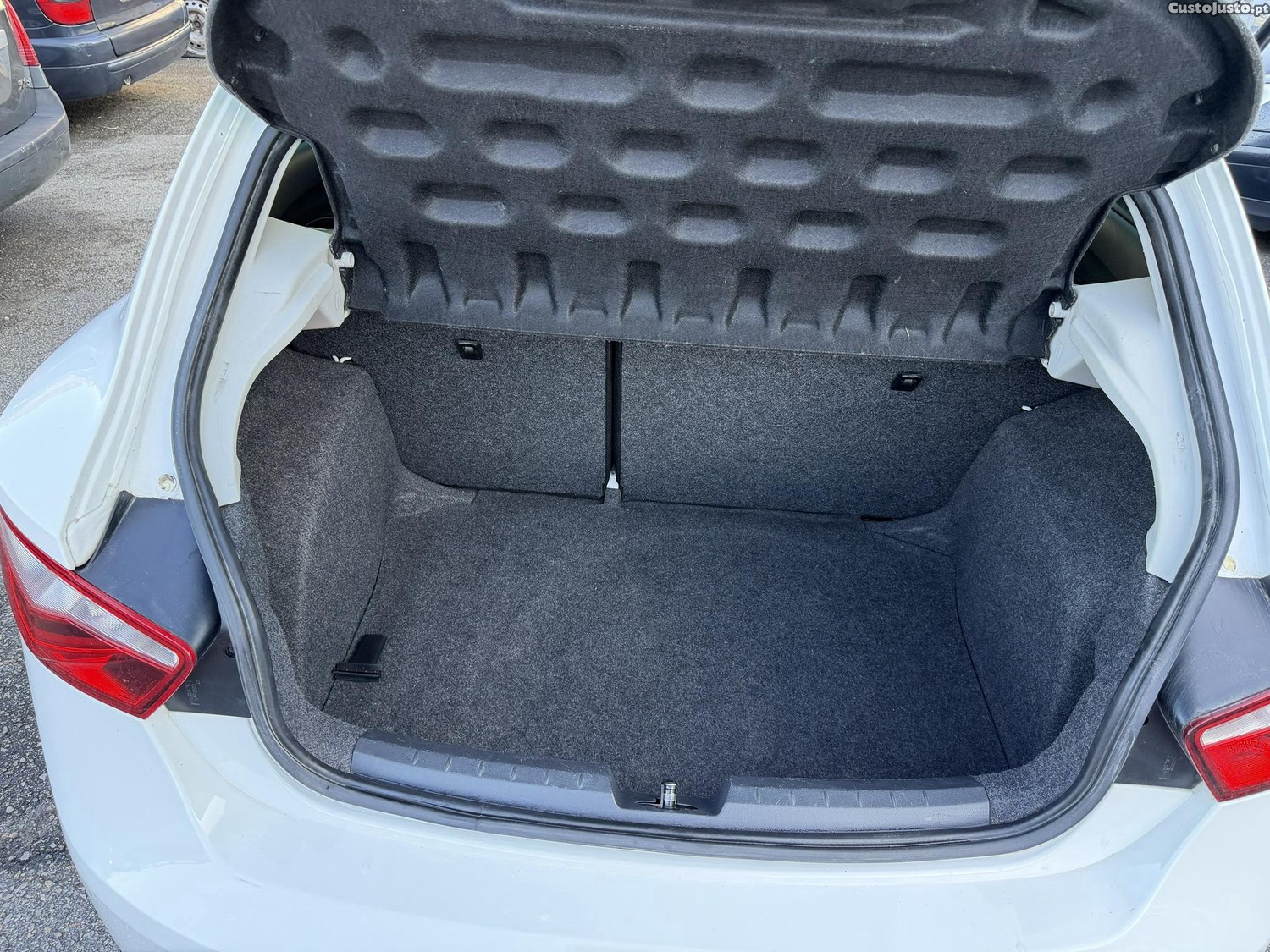 SEAT Ibiza FR GPL — fotografia 11