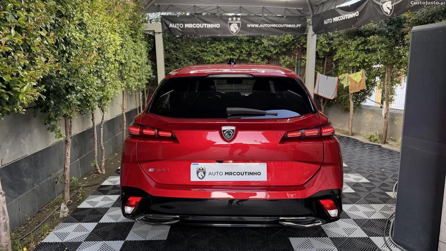 Peugeot e-308 54 kwh allure — fotografia 15