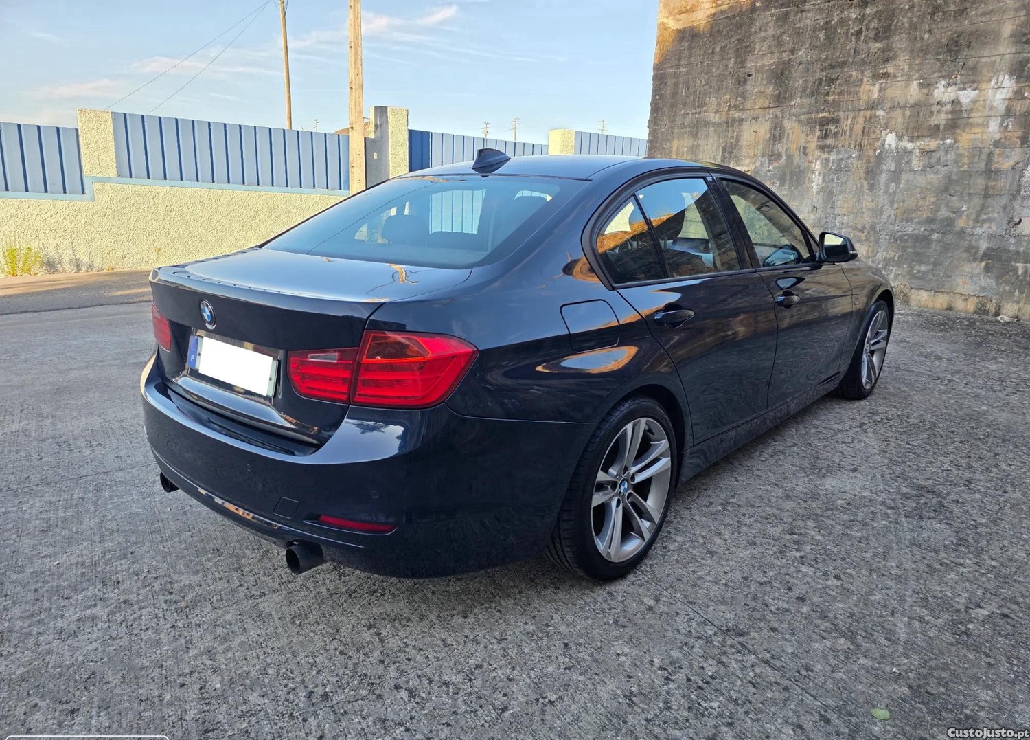 BMW 335 i Aut. Sport Line — fotografia 8