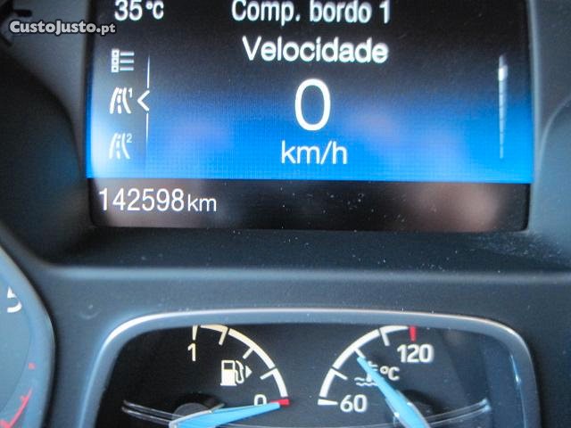 Ford Focus 1.5 TDCI TITANIUM - 16 foto 2