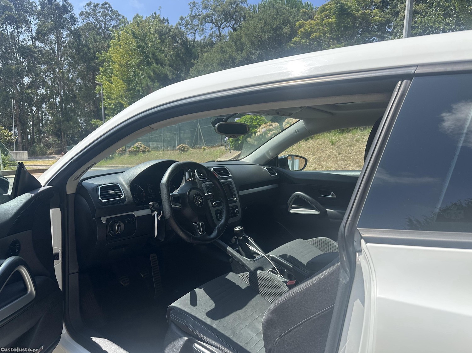 Volkswagen Scirocco 2.0 TDI — fotografia 5