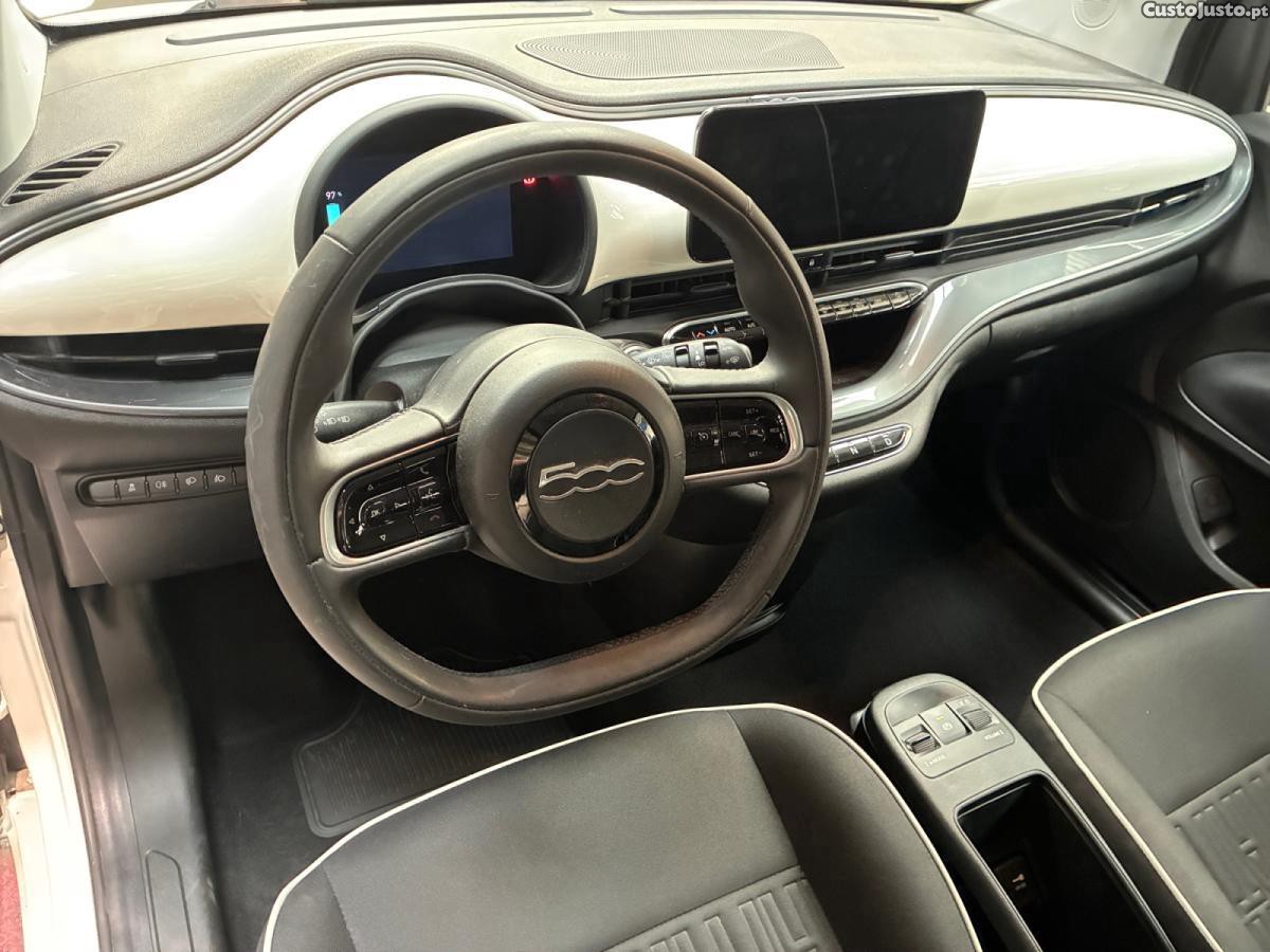 Fiat 500 e 23,8 kWh — fotografia 6