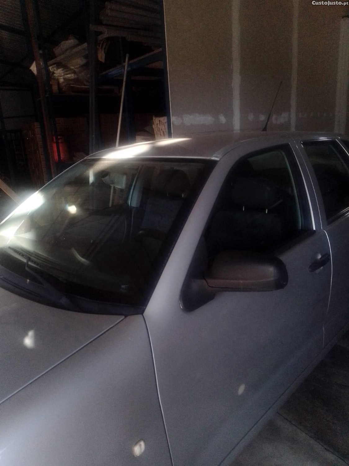 Seat Ibiza 1.4 — photo 2