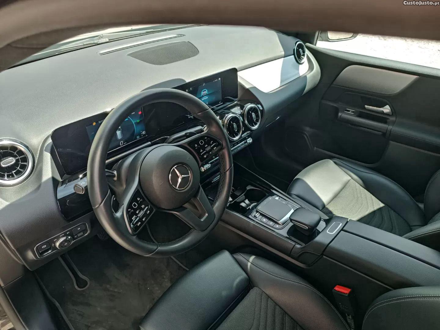 Mercedes-Benz B 180 D style plus aut. — fotografia 11