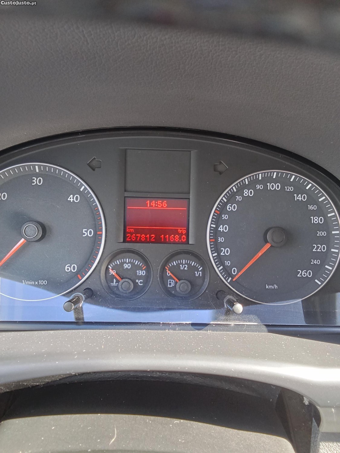 Volkswagen Touran Cross — fotografia 7