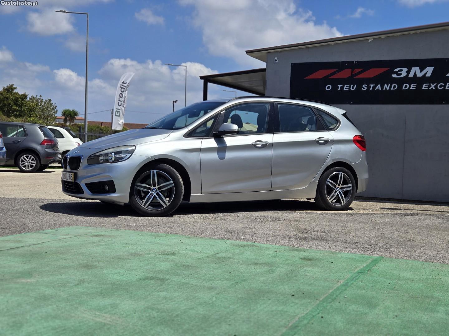 BMW 216 Active Tourer d Advantage — fotografia 11