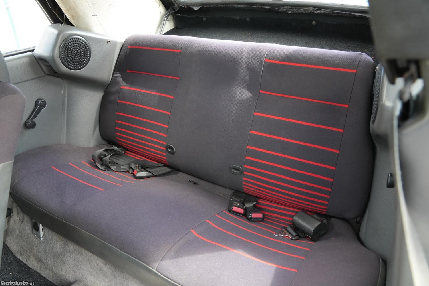 Ford Escort 1.4 GHIA — fotografia 2