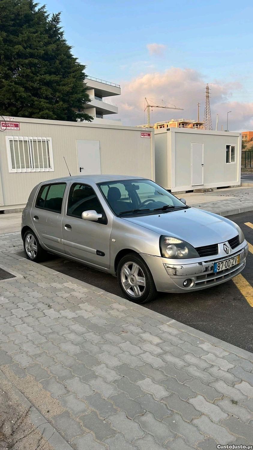 Renault Clio extreme — fotografia 6