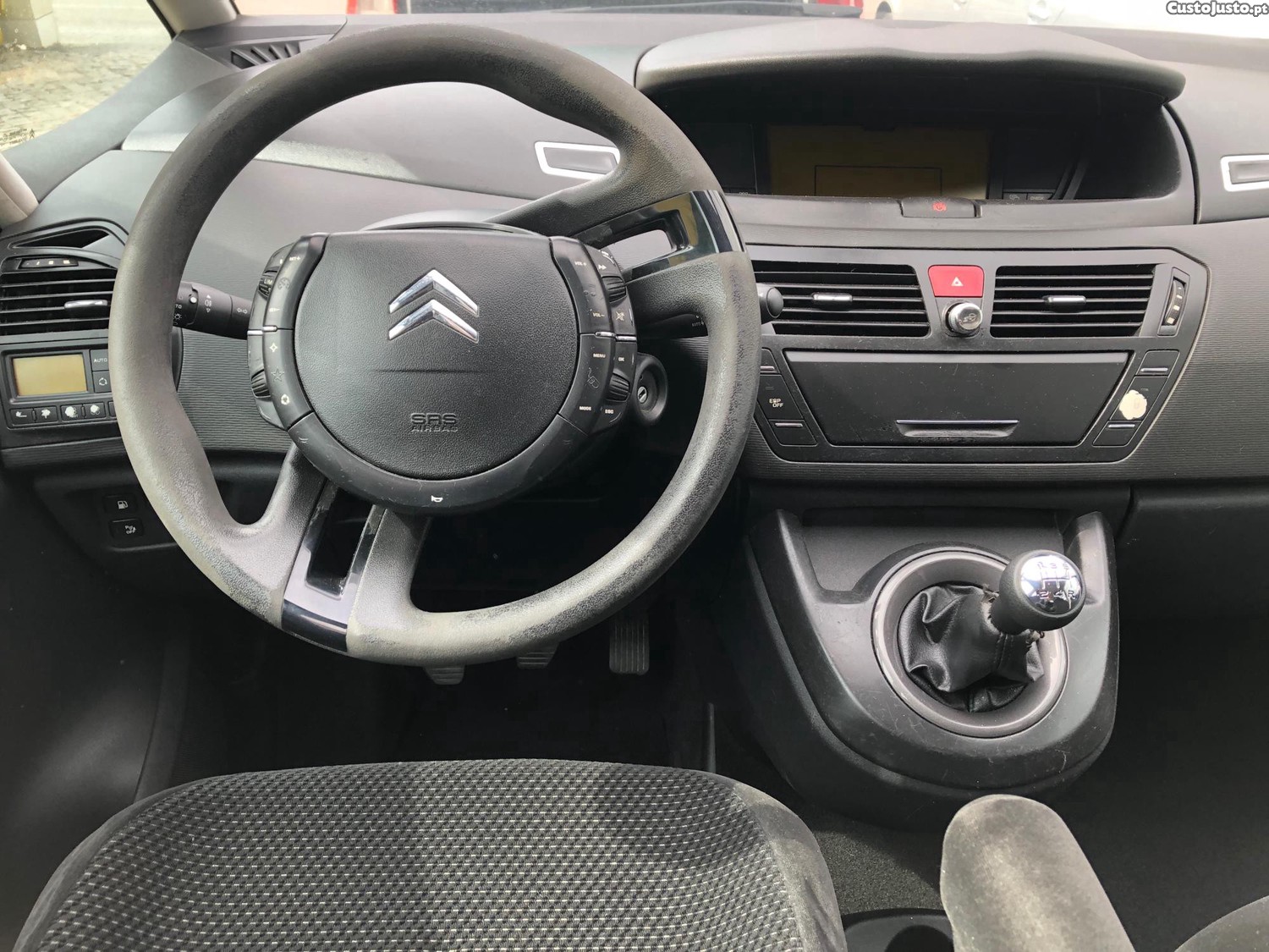 Citroën C4 Picasso 1.6 Hdi 7 Lugares — fotografia 5