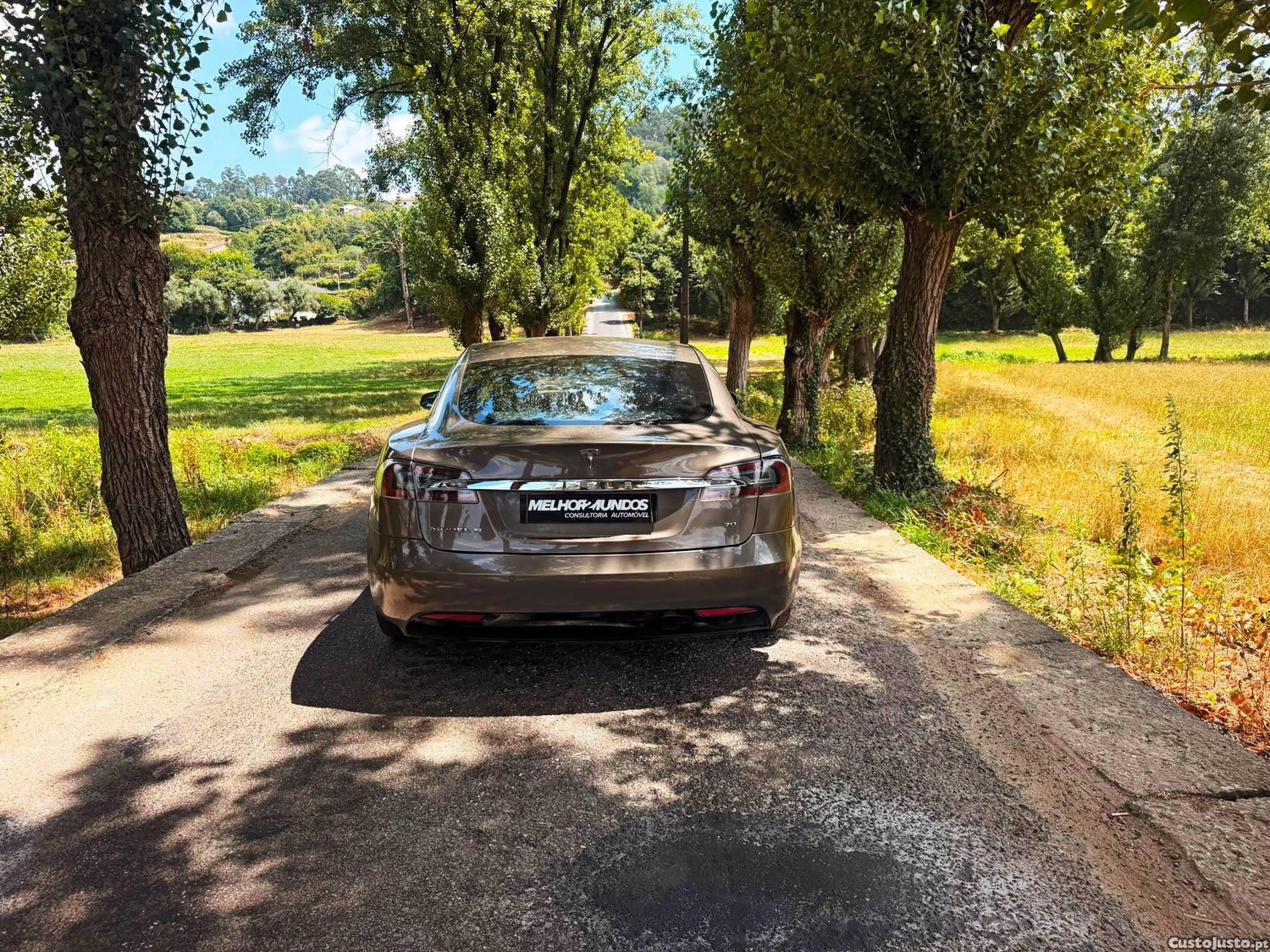 Tesla Model S 70 — fotografia 17