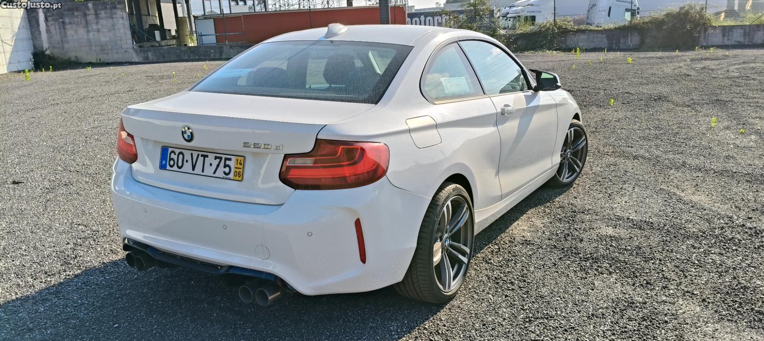 BMW 220 Sport Coupé Manual — fotografia 2