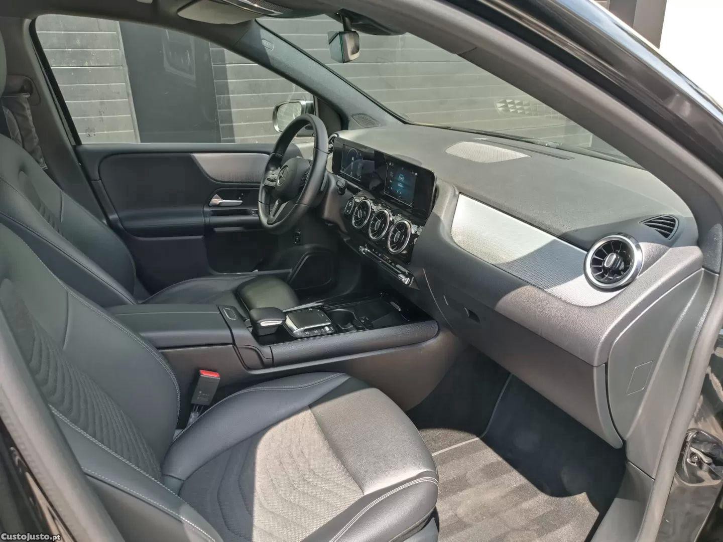 Mercedes-Benz B 180 D style plus aut. — fotografia 13