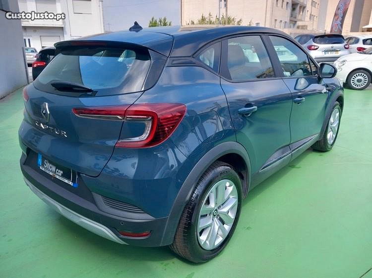 Renault Captur 1.5 dCi Exclusive - 21 — photo 4