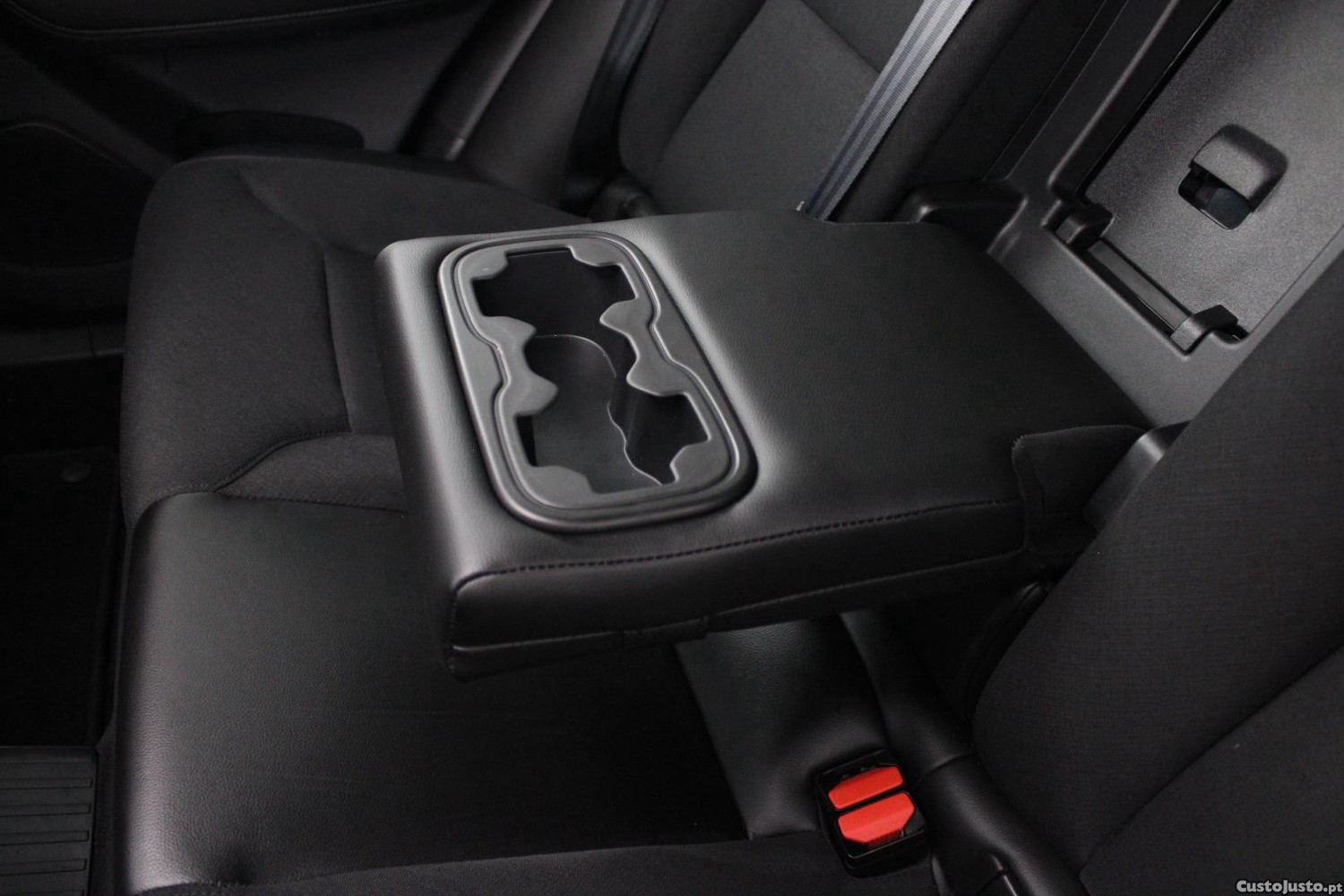 Volvo XC 60 T8 PHEV MOMENTUM PLUS (AUTO) — fotografia 8