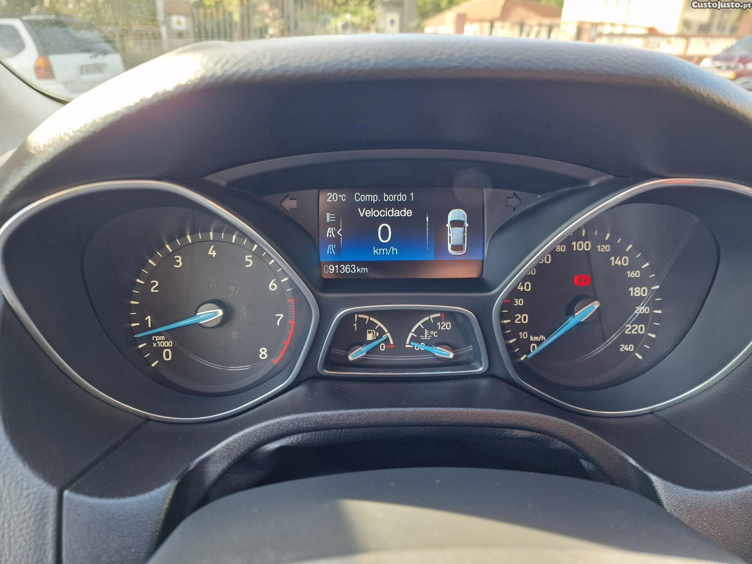 Ford Focus SW 1.0 ECOBOOST BUSINESS 125CV — fotografia 19