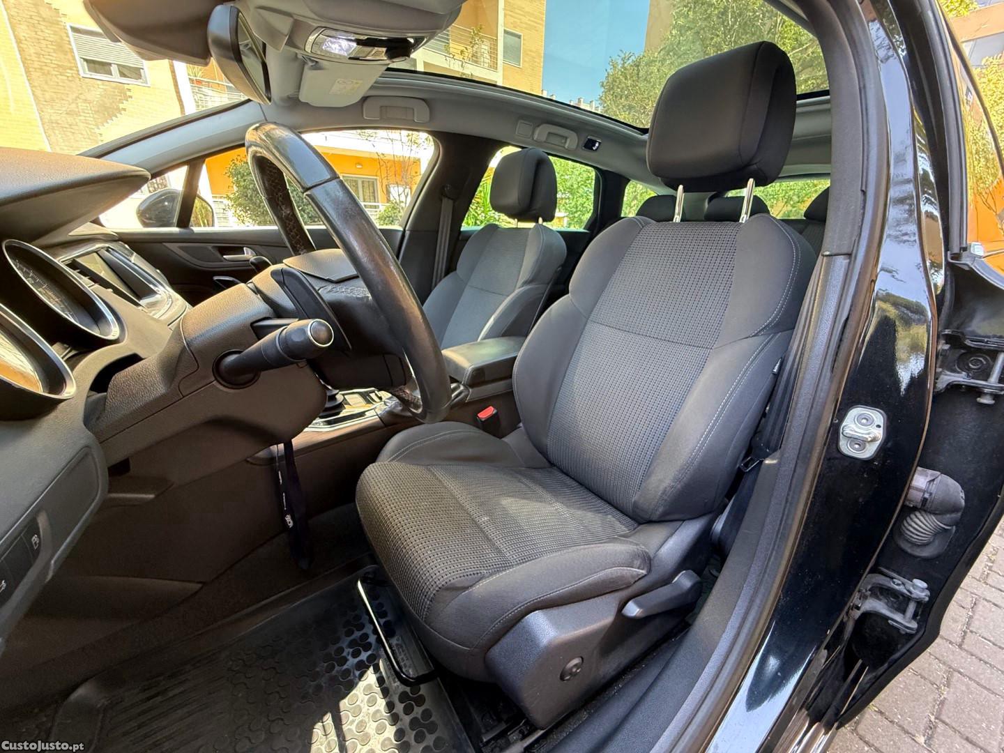 Peugeot 508 Active com Teto Panoramico e Caixa Auto — fotografia 4