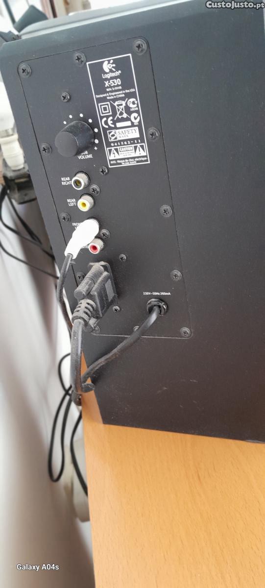 Colunas e subwoofer