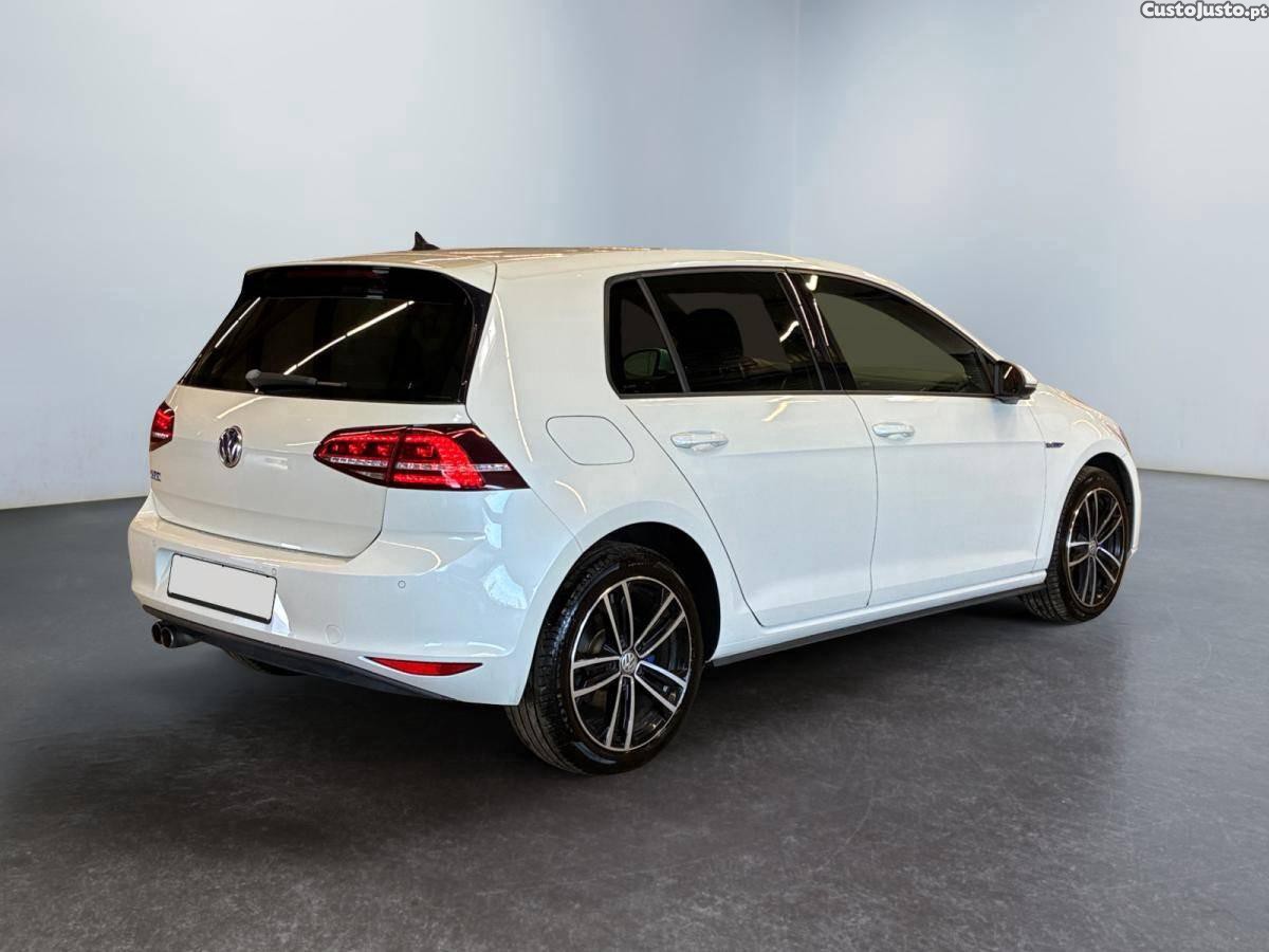 Volkswagen Golf 1.4 TSI Hybrid GTE dsg6 — fotografia 10