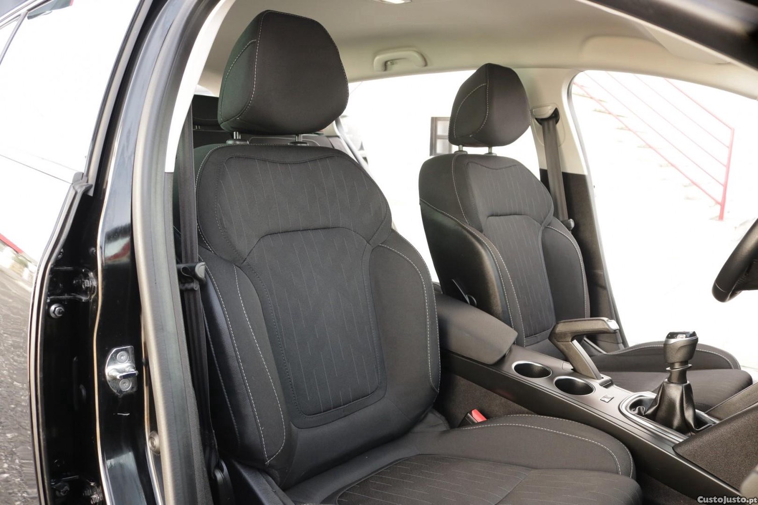 Renault Mégane Sport Tourer 1.5 Blue DCI Limited 115cv — fotografia 40
