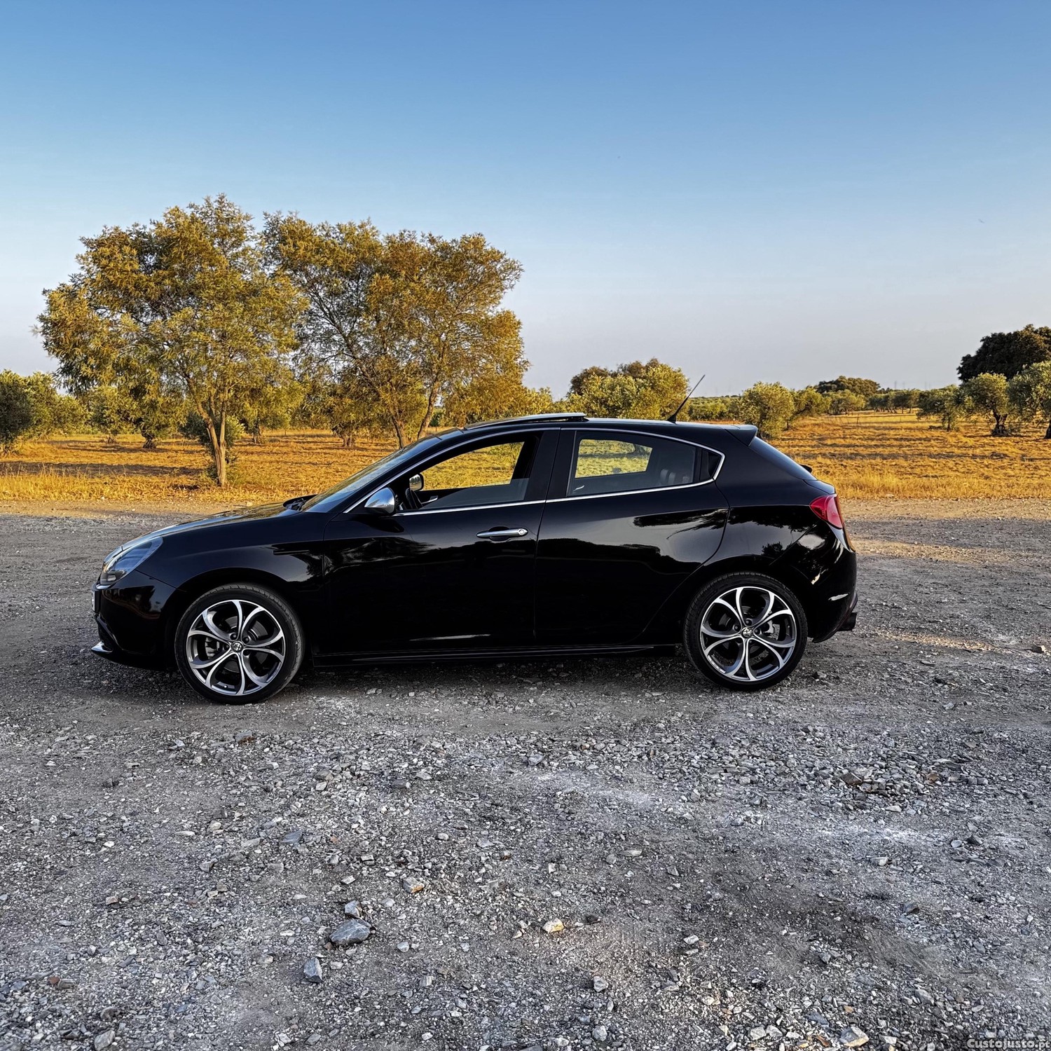 Alfa Romeo Giulietta 2.0JTDM 170cv — fotografia 6