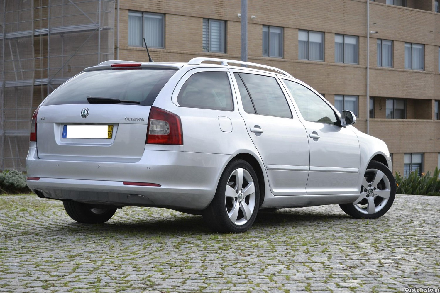 Skoda Octavia 1.6 TDi Sportline — fotografia 19