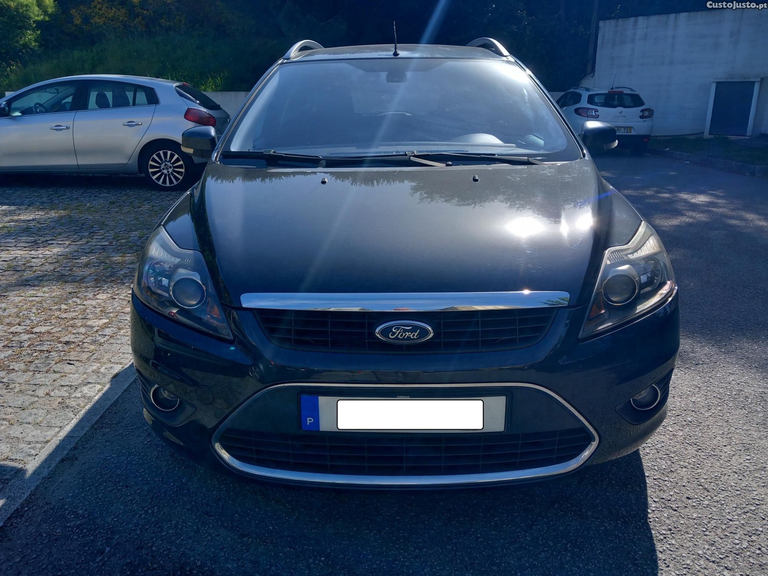 Ford Focus SW 1.6 TDCi Trend — fotografia 16