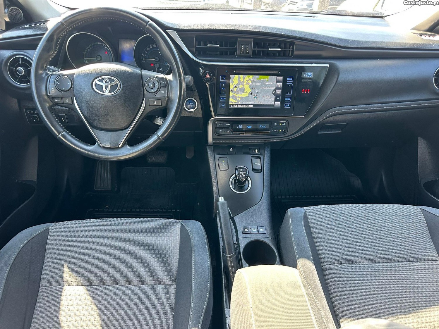 Toyota Auris 1.8 HSD Exclusive+Navi — fotografia 10