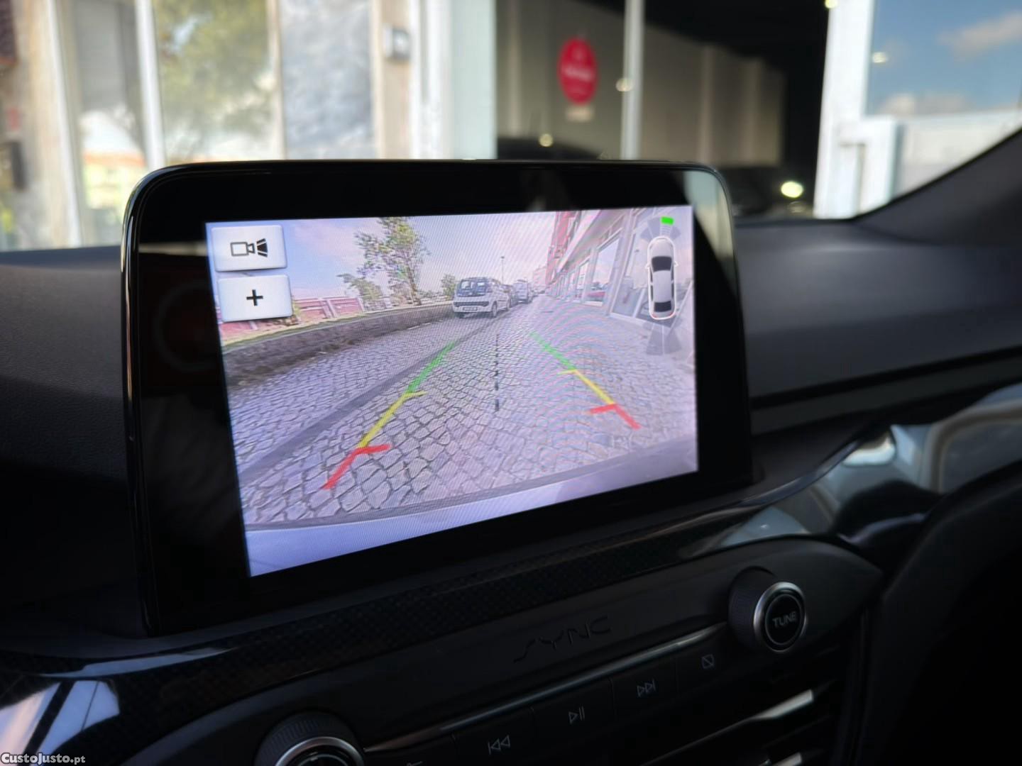 Ford Focus 1.0 EcoBoost ST-Line — fotografia 6