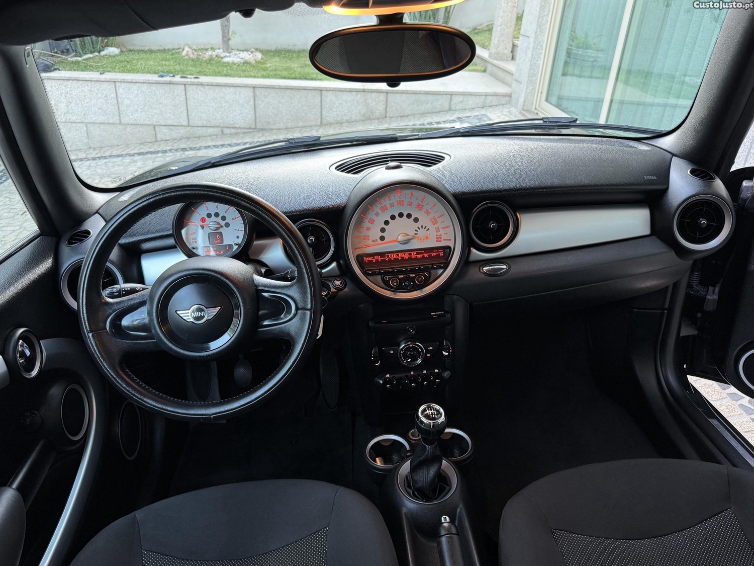MINI Cooper D 2012 90.809kms — fotografia 6