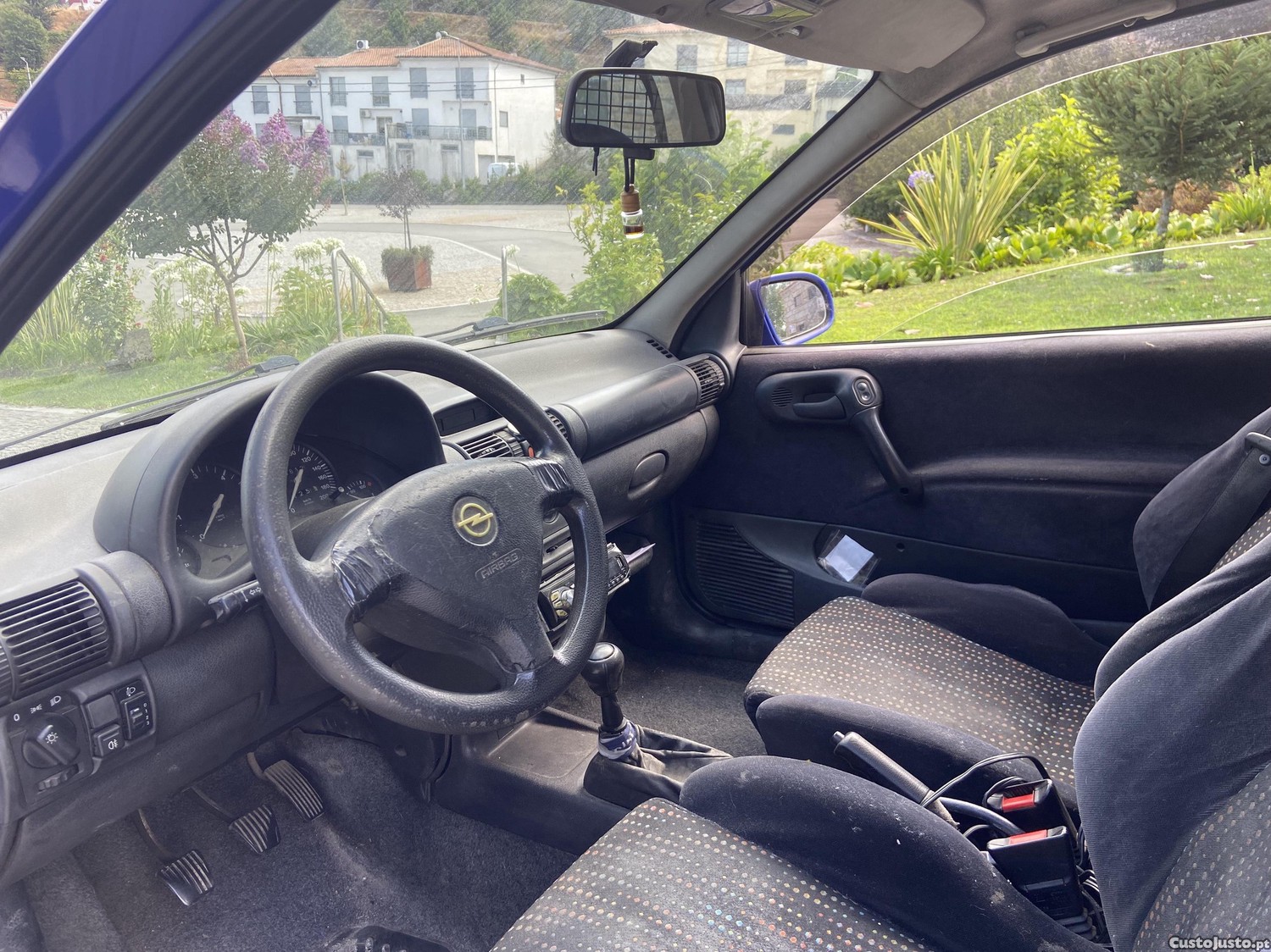 Opel Corsa B — fotografia 2
