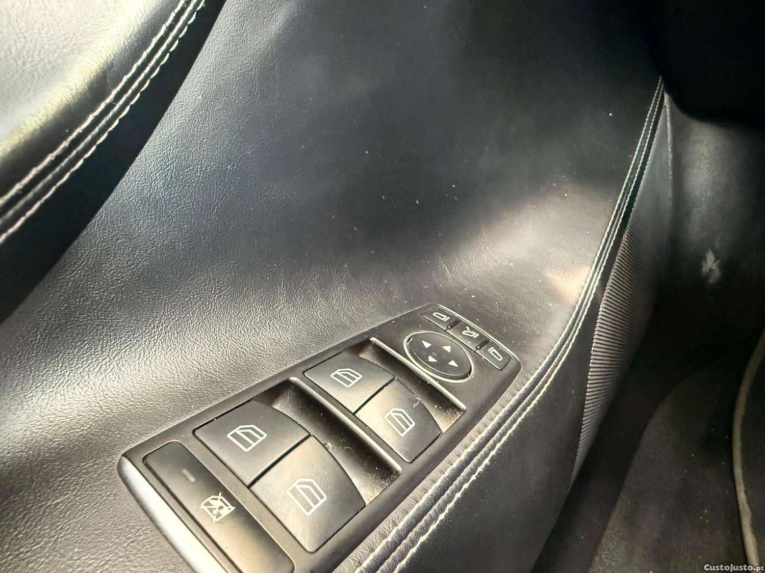Tesla Model S 70 — fotografia 12