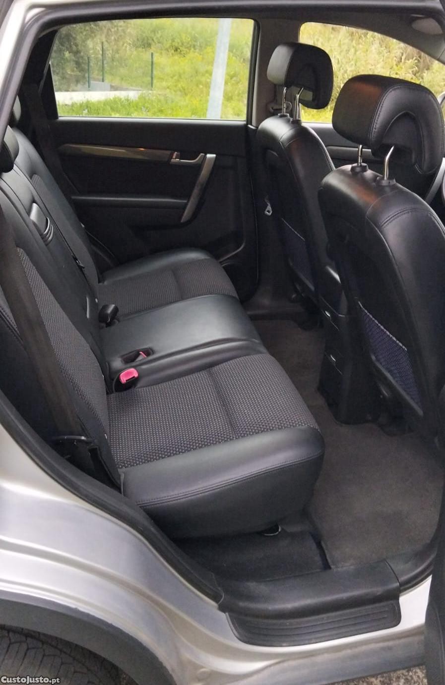 Chevrolet Captiva 2.0 VCDi Seven 7Lug — fotografia 3