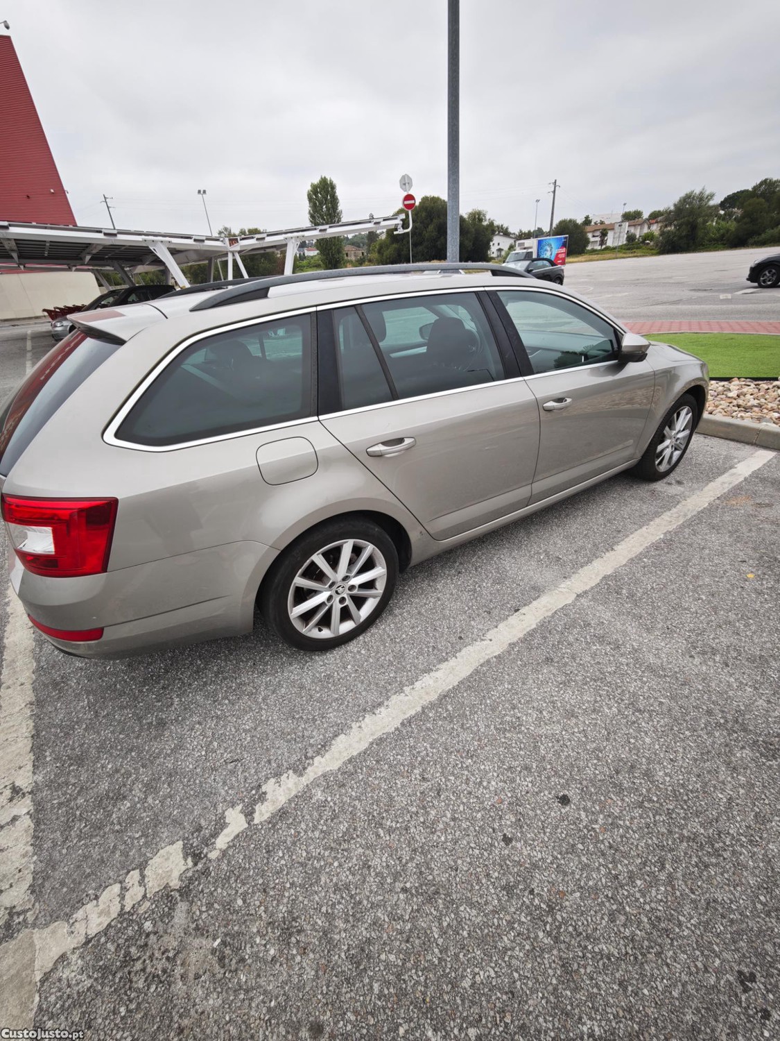 Skoda Octavia Elegance — fotografia 4