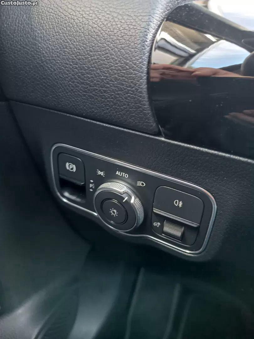 Mercedes-Benz B 180 D style plus aut. — fotografia 5