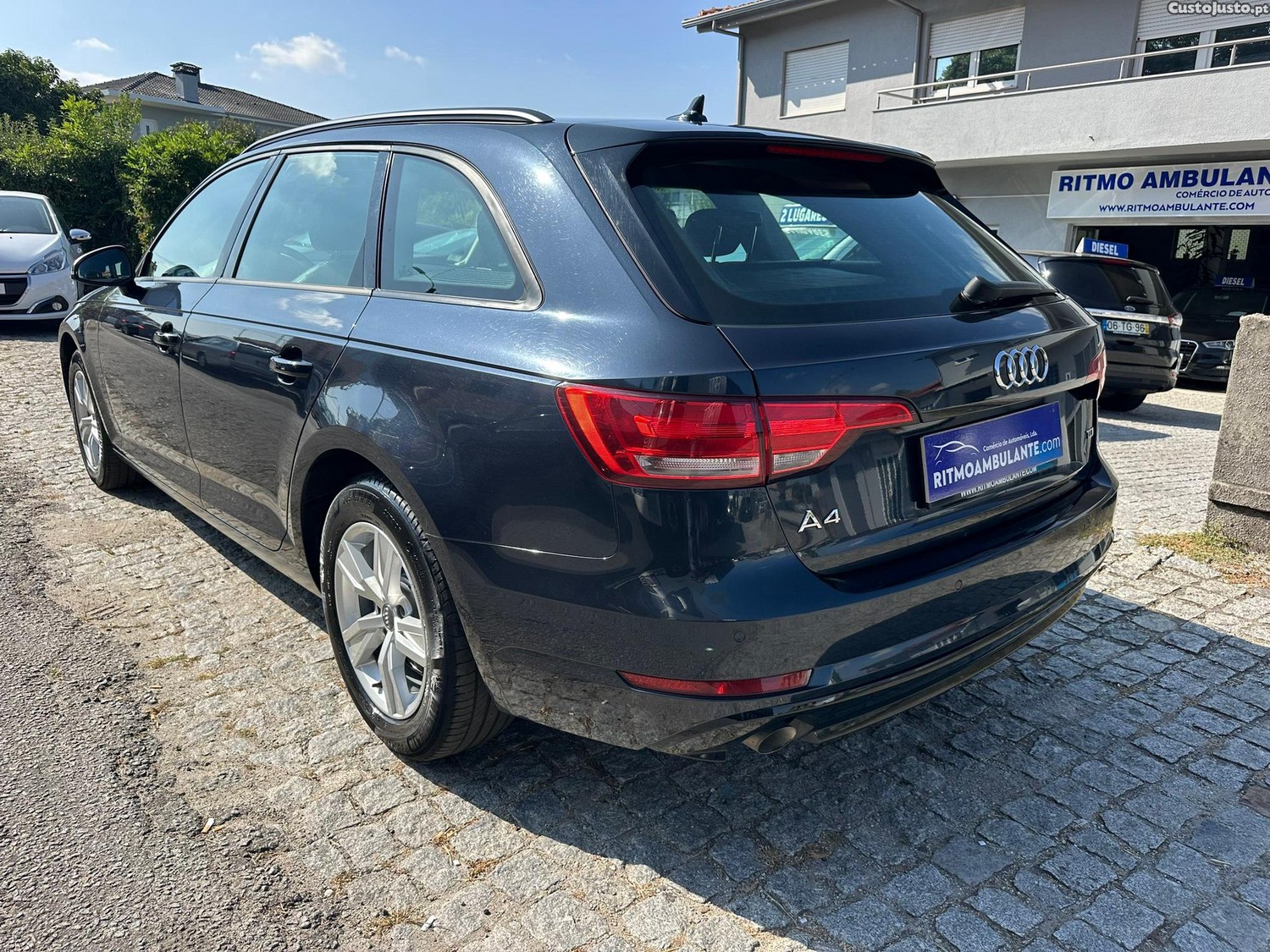 Audi A4 Avant 2.0 TDI Design S tronic — fotografia 18