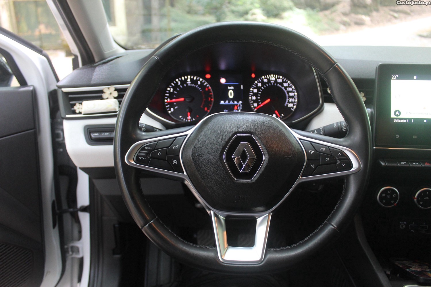 Renault Clio V — fotografia 3