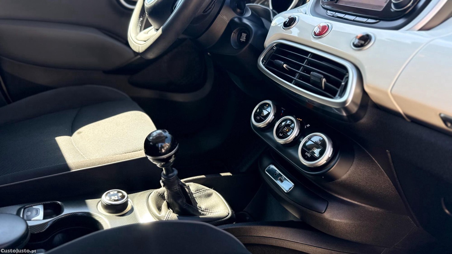 Fiat 500X 1.3 MJ Lounge S&S — fotografia 3
