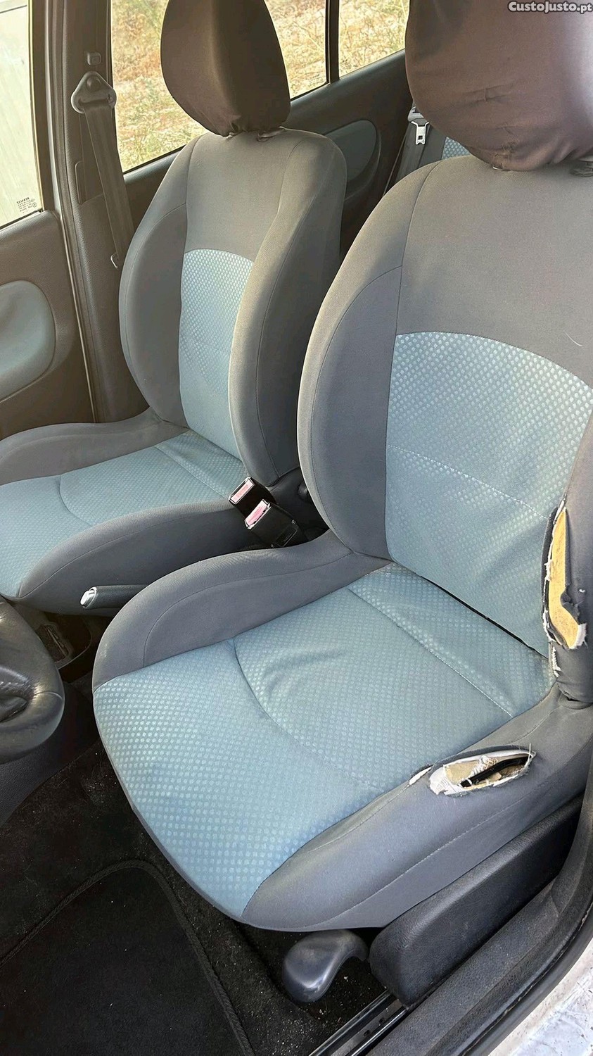 Renault Clio extreme — fotografia 3