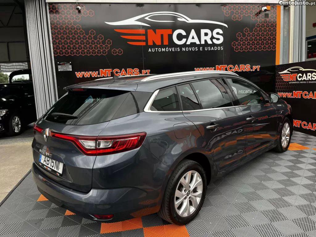 Renault Mégane 1.5 blue dci limited — fotografia 18