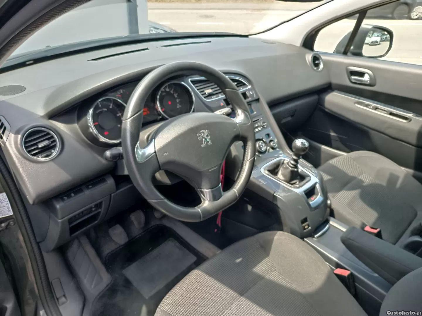 Peugeot 5008 1.6 hdi 7l se style — fotografia 8