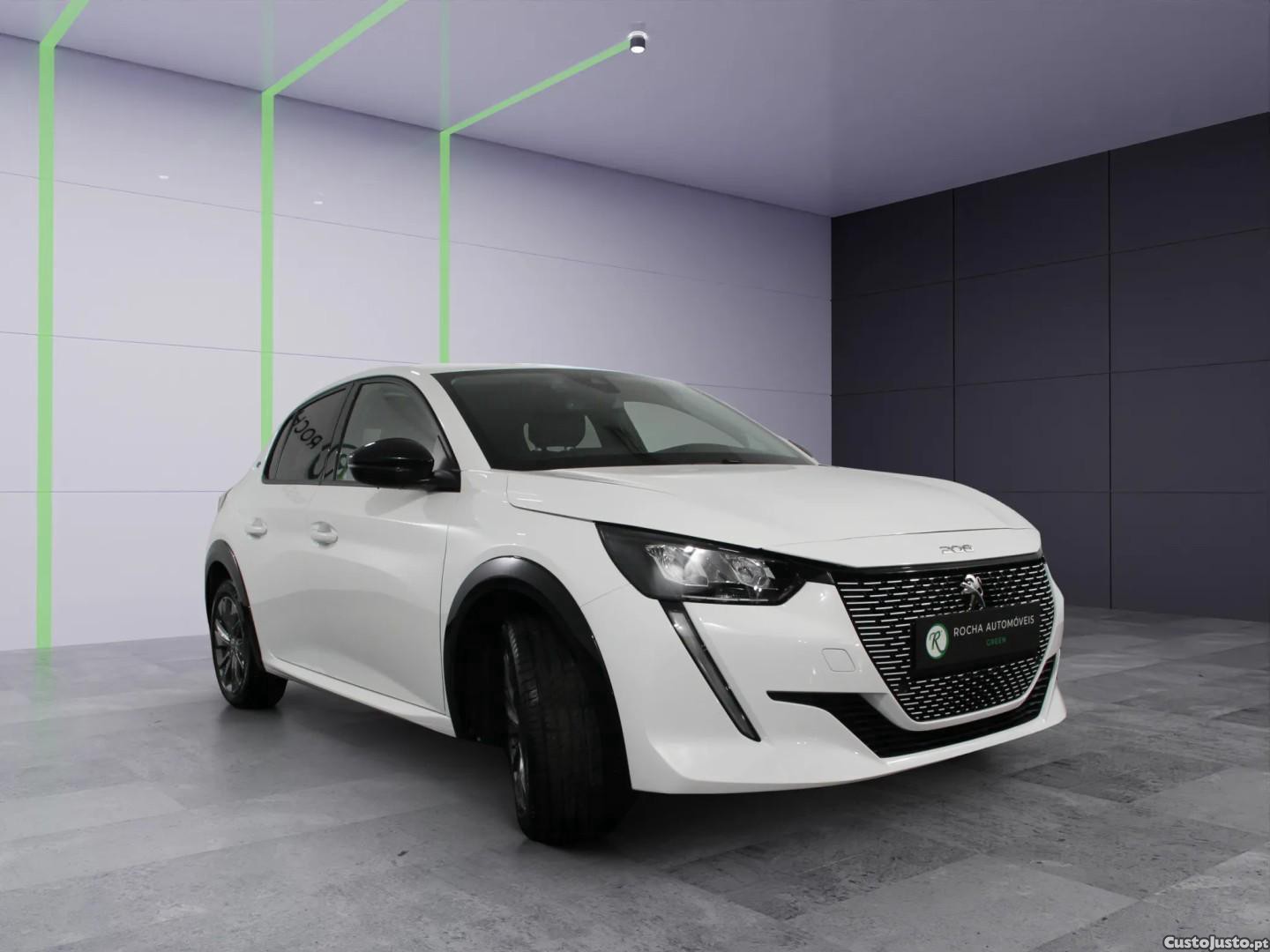 Peugeot e-208 Allure Pack — fotografia 12