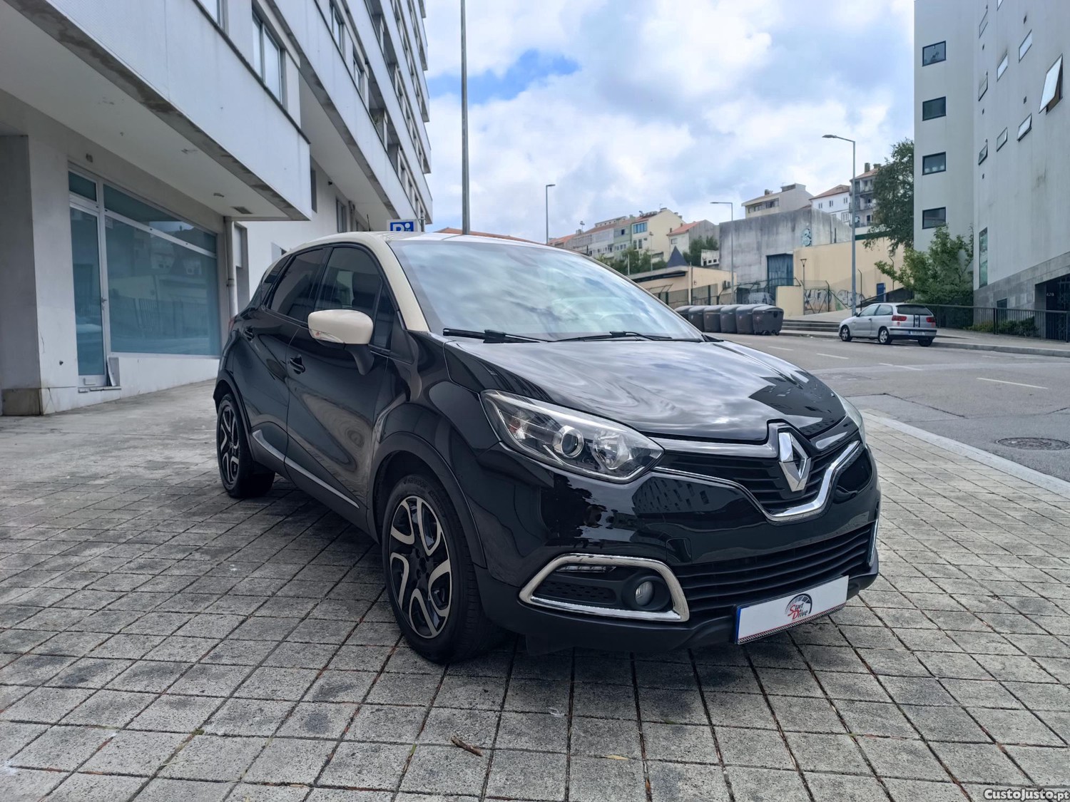 Renault Captur 1.5 DCI EXCLUSIVE NACIONAL — fotografia 17