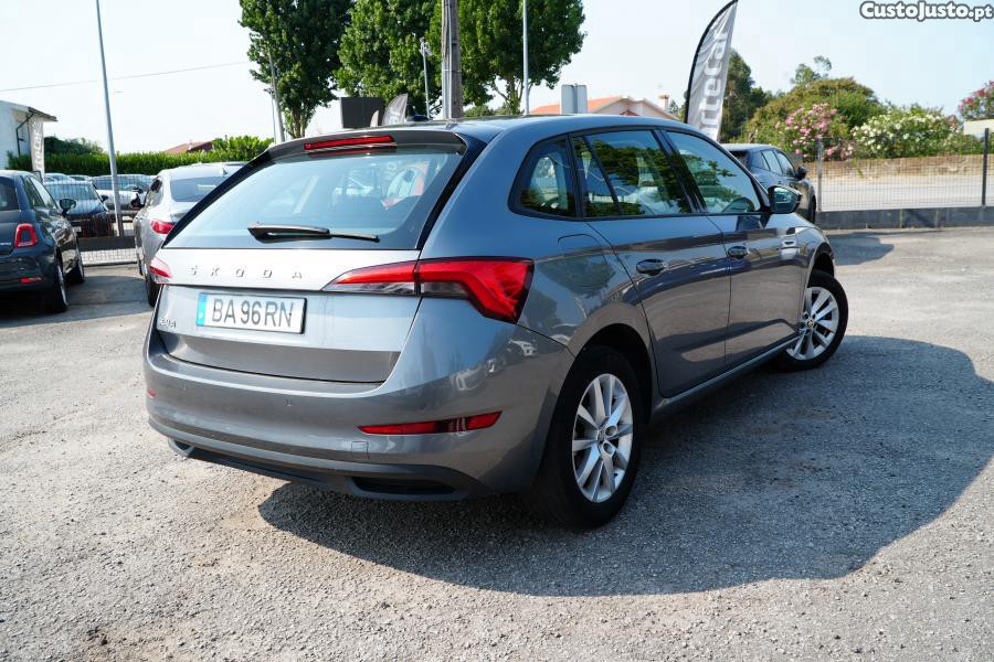 Skoda Scala 1.0 TSI Ambition - 23 foto 5