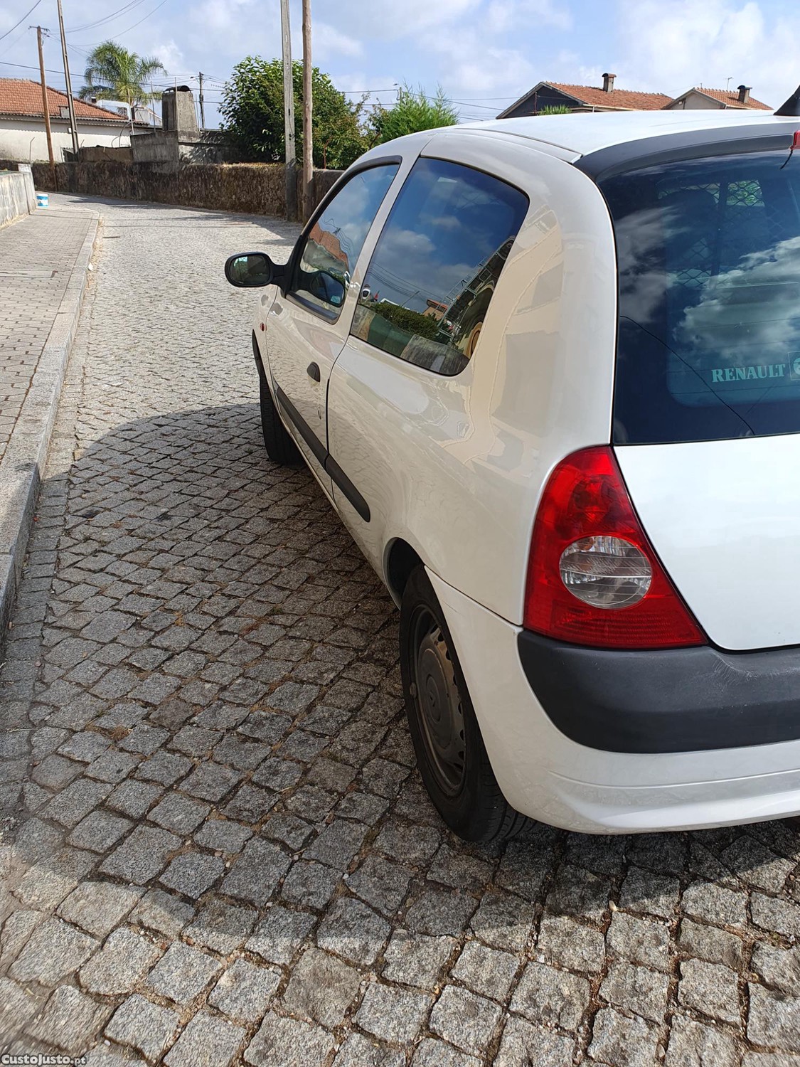 Renault Clio DCI — fotografia 3
